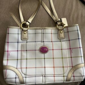 Coach White and Gold Plaid Shoulder Bag